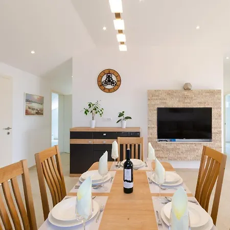 Abros Potkrovlje Crikvenica