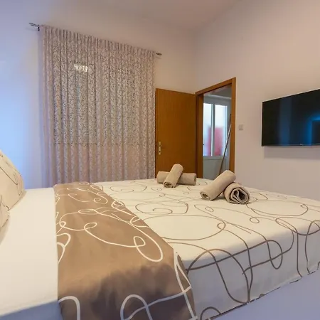 Appartement Abros Potkrovlje