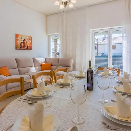 Appartement Abros Potkrovlje *