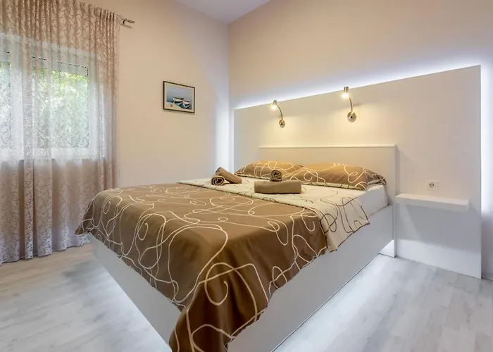 Abros Potkrovlje Appartement *