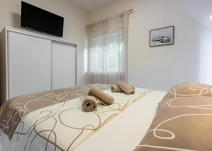 Abros Potkrovlje Appartement *